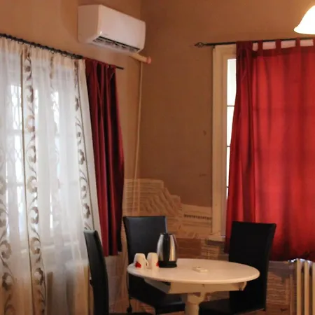Hostal Serdika